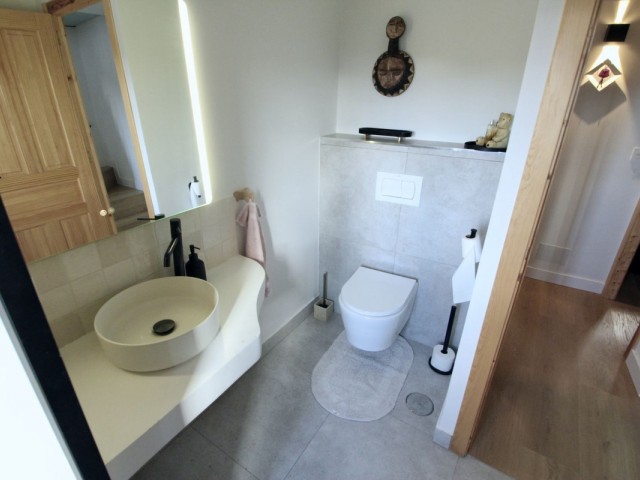 Maison mitoyenne avec 3 Chambres  à Ojén