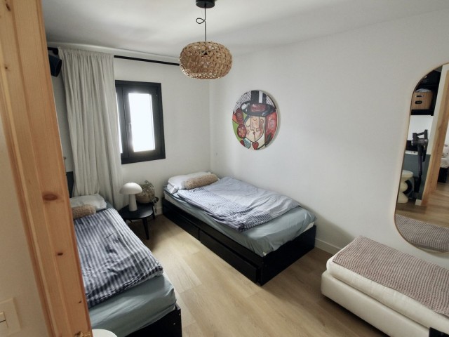 Maison mitoyenne avec 3 Chambres  à Ojén