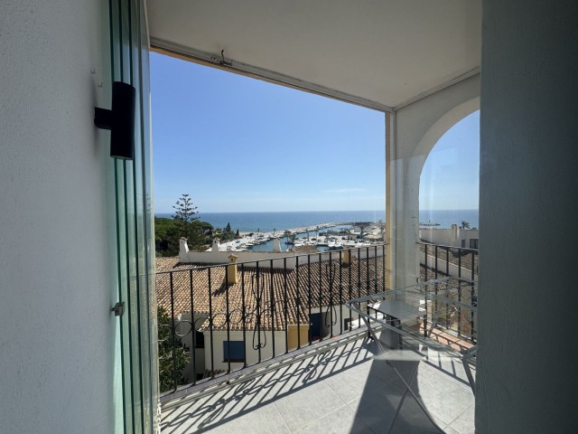 Huoneisto, Puerto de Cabopino, R5490175