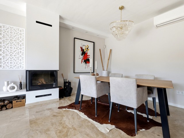 Villa avec 4 Chambres  à Cerros del Aguila