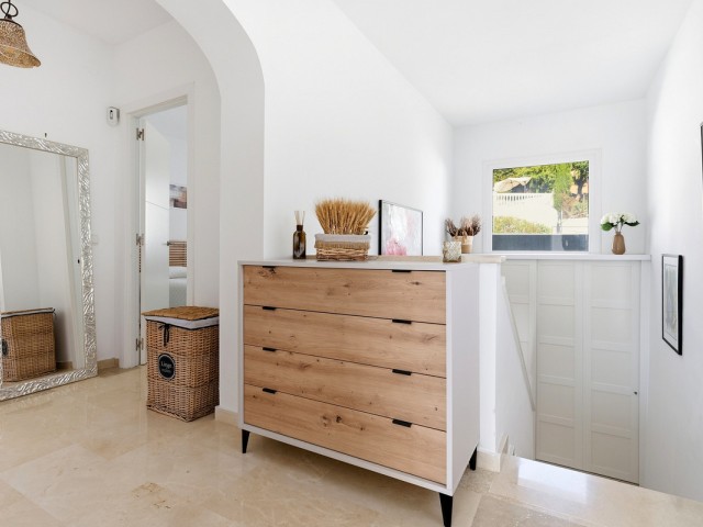 Villa avec 4 Chambres  à Cerros del Aguila