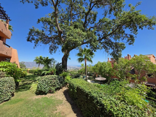Apartment, La Mairena, R5491234