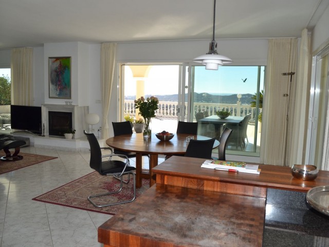 Villa avec 3 Chambres  à Sierrezuela