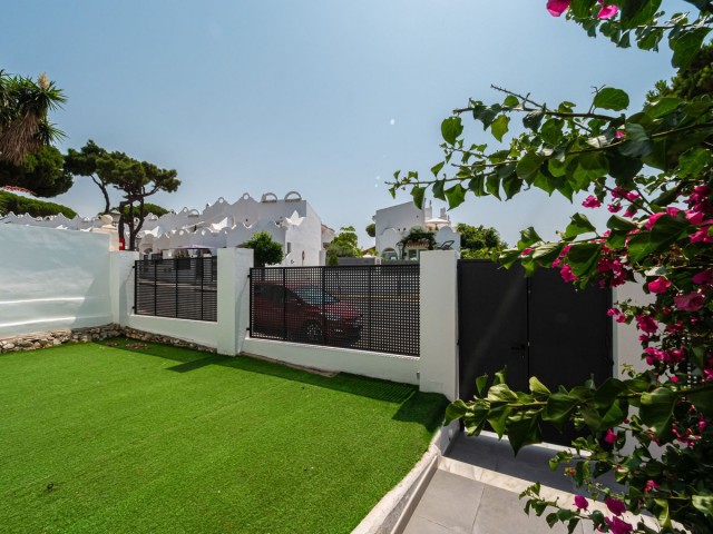 4 Schlafzimmer Reihenhaus in Reserva de Marbella