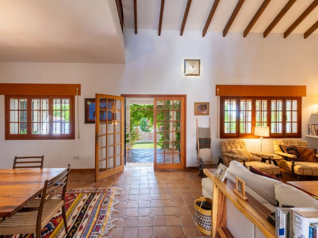 Villa, El Coto, R5487739