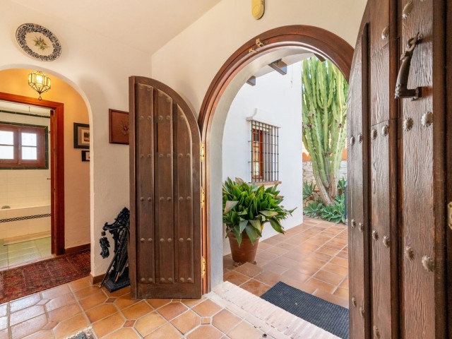 4 Sovrums Villa i El Coto