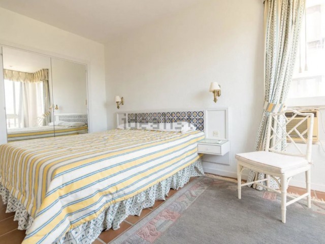 2 Bedrooms Apartment in Nueva Andalucía