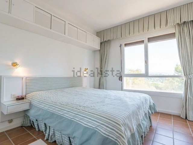 2 Bedrooms Apartment in Nueva Andalucía
