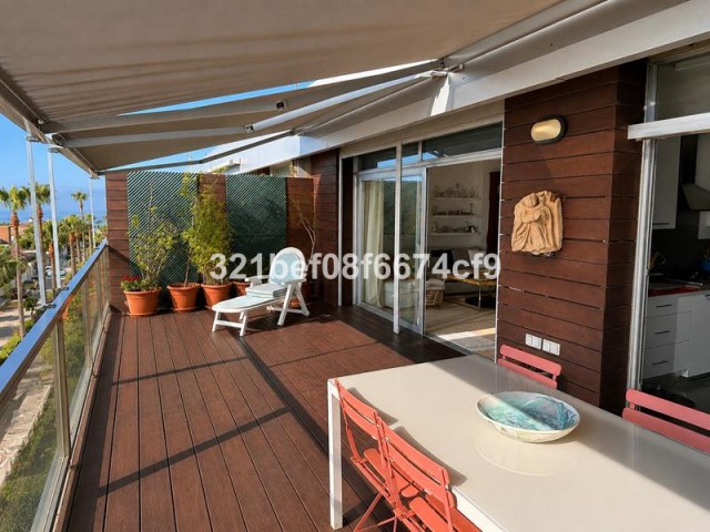 Penthouse avec 3 Chambres  à San Luis de Sabinillas