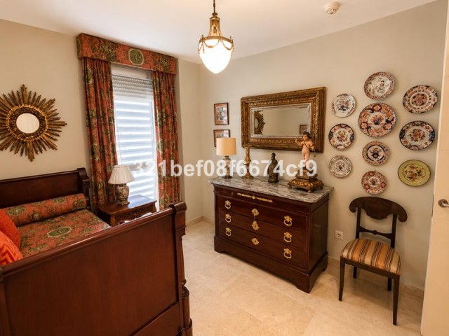 Penthouse avec 3 Chambres  à San Luis de Sabinillas