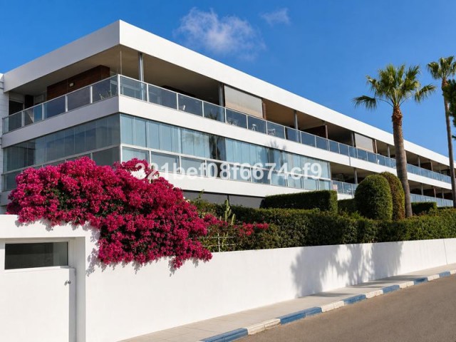 Penthouse avec 3 Chambres  à San Luis de Sabinillas