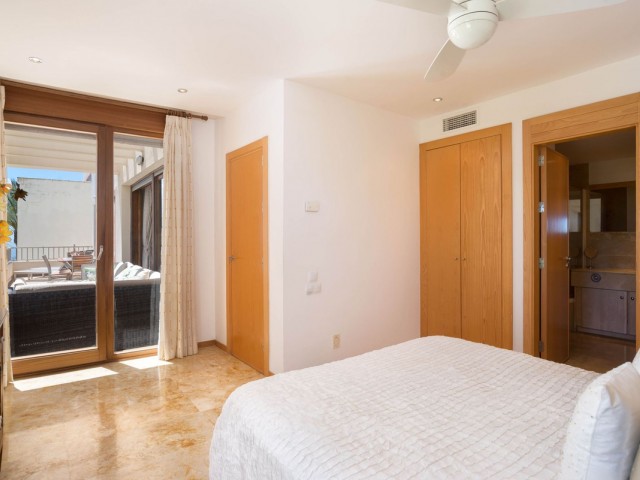 Appartement avec 3 Chambres  à Altos de los Monteros