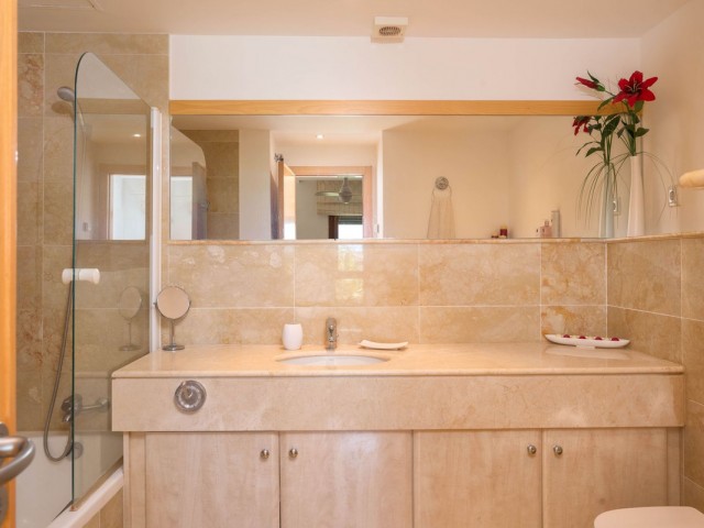 Appartement avec 3 Chambres  à Altos de los Monteros