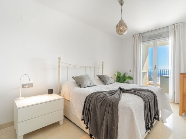 Apartamento con 3 Dormitorios  en La Mairena