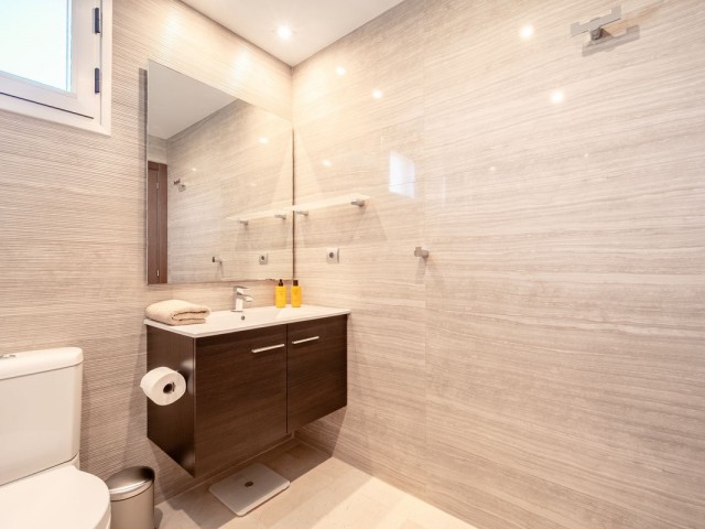 Apartamento con 3 Dormitorios  en La Mairena