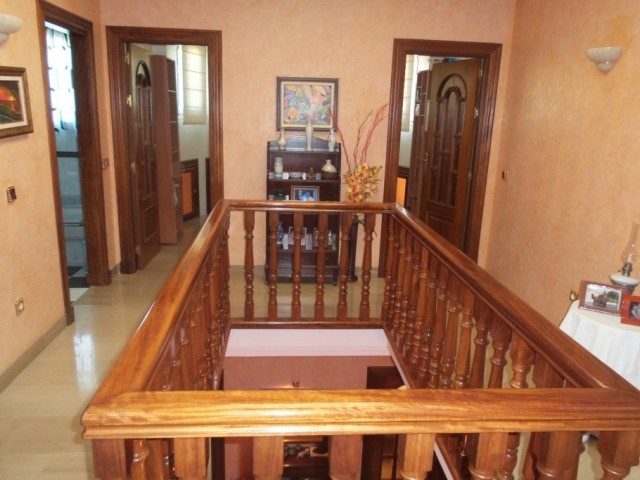 Villa avec 5 Chambres  à Alhaurín de la Torre