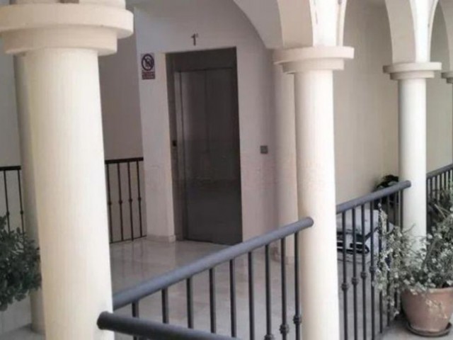 Appartement avec 3 Chambres  à San Roque