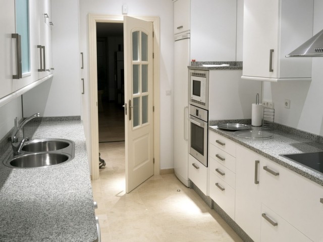 Appartement, Sotogrande Marina, R5493928