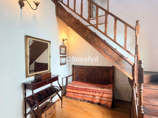 Maison mitoyenne avec 4 Chambres  à Casares Pueblo
