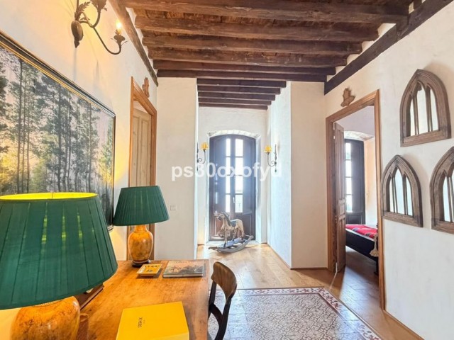 Maison mitoyenne avec 4 Chambres  à Casares Pueblo