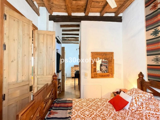 Maison mitoyenne avec 4 Chambres  à Casares Pueblo