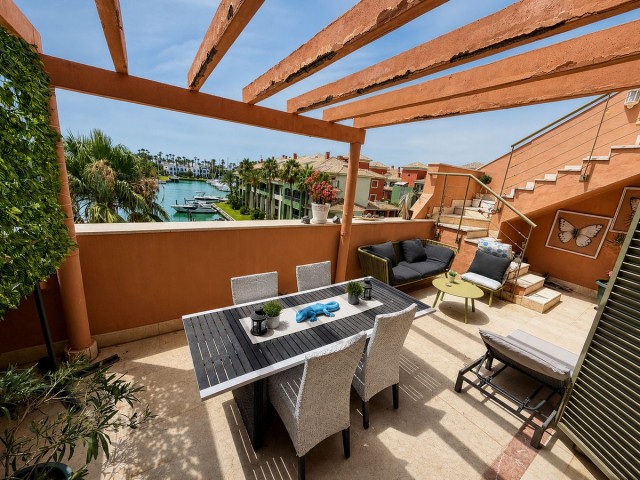 Appartement, Sotogrande Marina, R5445232