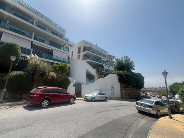 Penthouse, Riviera del Sol, R5461687