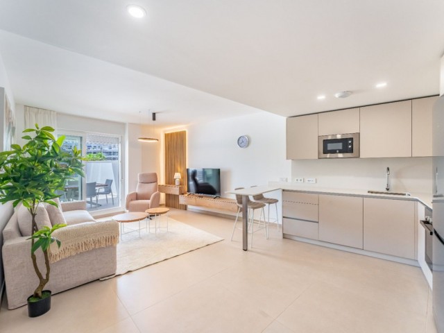 2 Bedrooms Apartment in La Duquesa