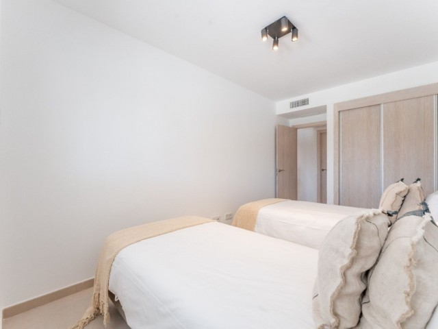 2 Bedrooms Apartment in La Duquesa