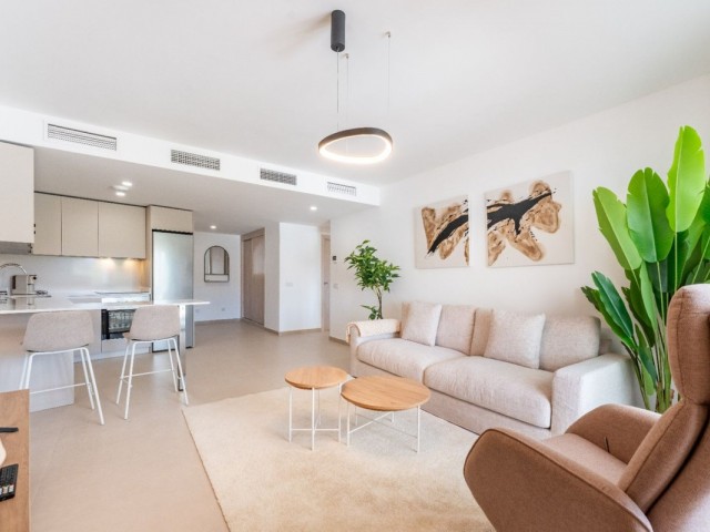 2 Bedrooms Apartment in La Duquesa