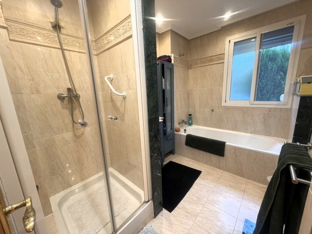 Appartement avec 3 Chambres  à Selwo