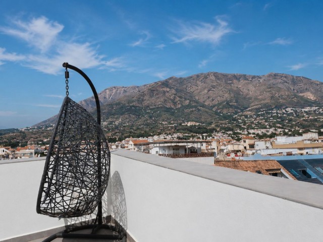 Penthouse avec 2 Chambres  à Los Boliches