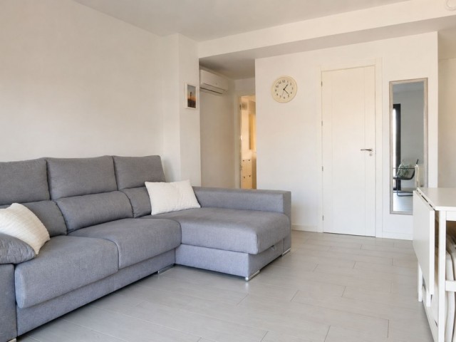 Penthouse avec 2 Chambres  à Los Boliches
