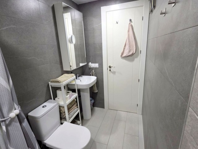 Penthouse avec 2 Chambres  à Los Boliches