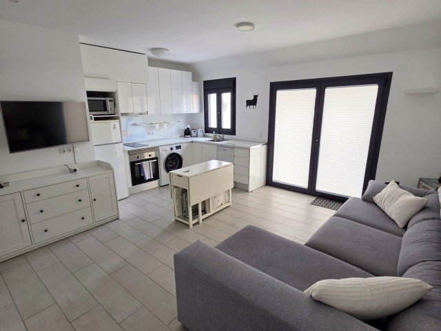 Penthouse avec 2 Chambres  à Los Boliches