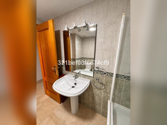 3 Bedrooms Apartment in Estepona
