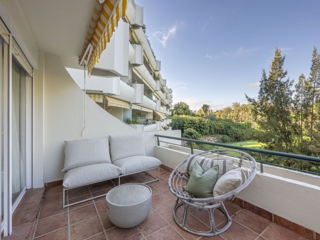 Apartamento, Guadalmina Alta, R5498821
