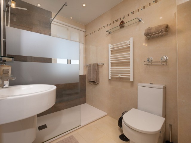 Apartamento con 3 Dormitorios  en Riviera del Sol