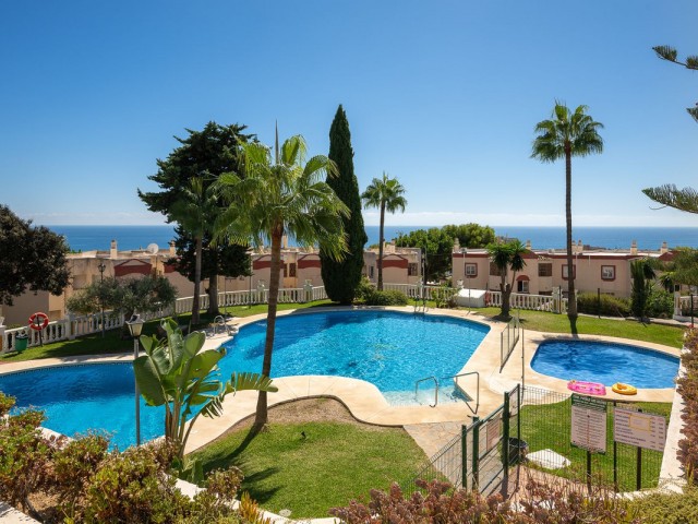 Apartamento con 3 Dormitorios  en Riviera del Sol