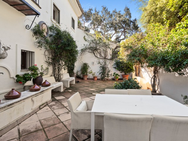 Villa, Sotogrande Costa, R5499355