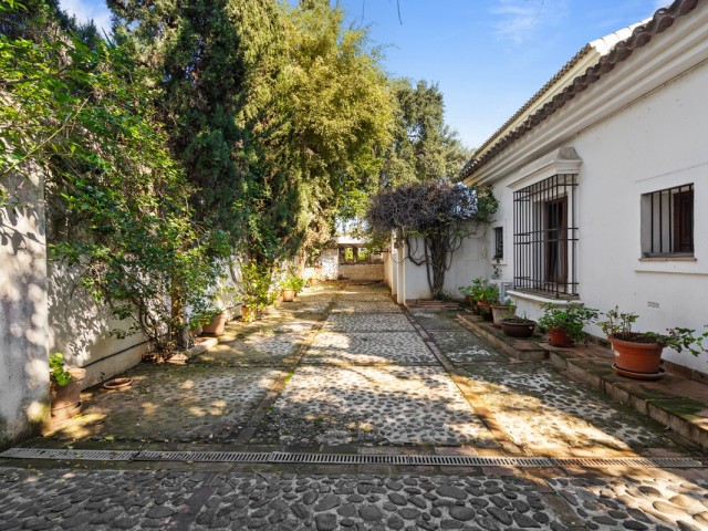 Villa, Sotogrande Costa, R5499355