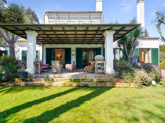 Villa avec 4 Chambres  à Sotogrande Costa