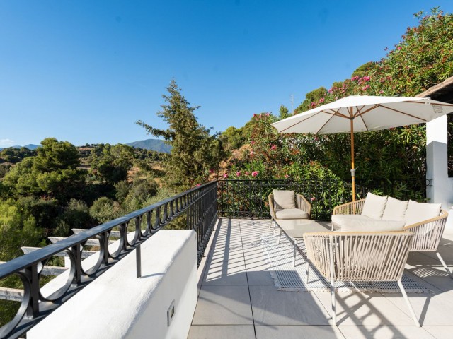 Villa avec 3 Chambres  à Istán