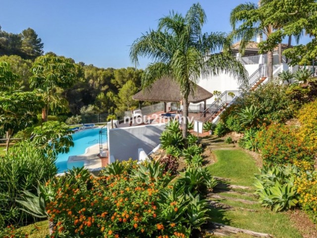 Villa avec 3 Chambres  à Istán