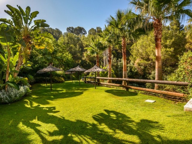 Villa avec 3 Chambres  à Istán