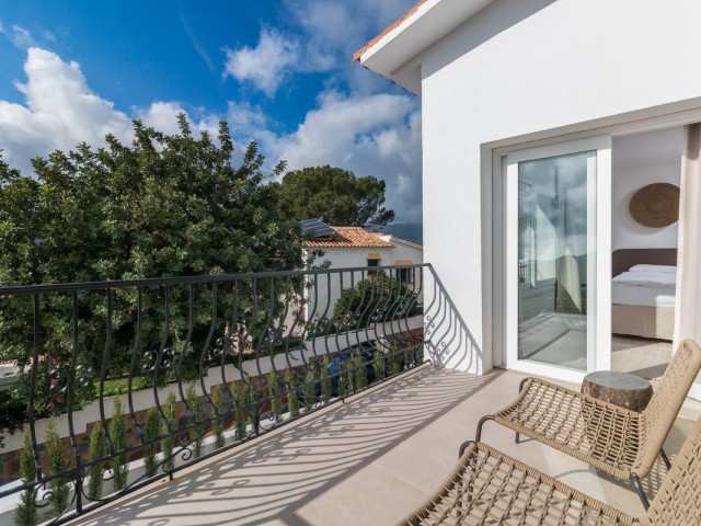 Villa avec 2 Chambres  à Istán