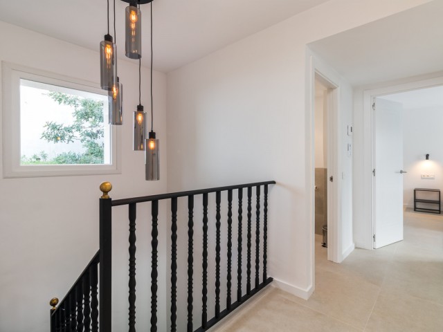 Villa avec 2 Chambres  à Istán