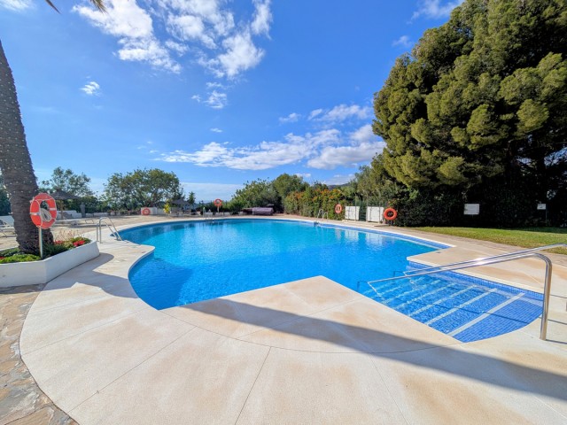Villa avec 2 Chambres  à Istán