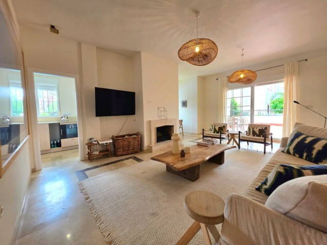 Appartement, Aloha, R5486923