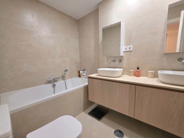 Appartement avec 3 Chambres  à Aloha